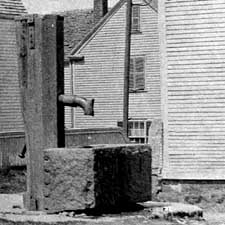 Old Town Pump, South End, Portsmouth (c) Strawbery Banke Museum