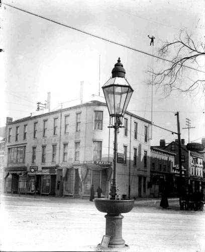 Historic Market Square pole climber / Strawbery Banke Archive