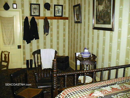 Room where Lincoln died / (c) SeacoastNH.com