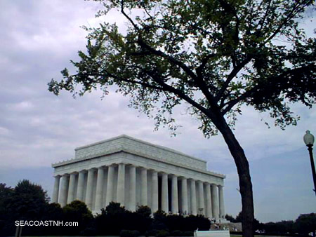 The Lincoln Memorial / J. Dennis Robinson