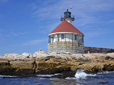 Cuckholds Light, Maine / from Lighthouse.cc
