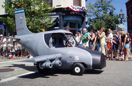 Military recruitment vehicle lands in Market Square / SeacoastNH.com