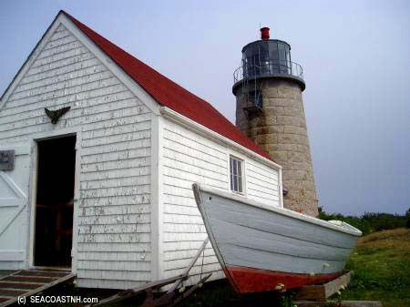 Lighthouse at Monheagan Island, Maine / SeacoastNh.com