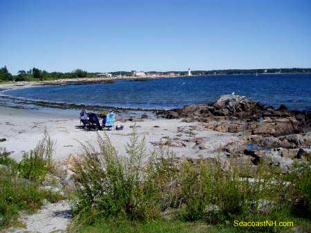 New Castle beach toward Fort Constitution seen from the Common/ SeacoastNH.com